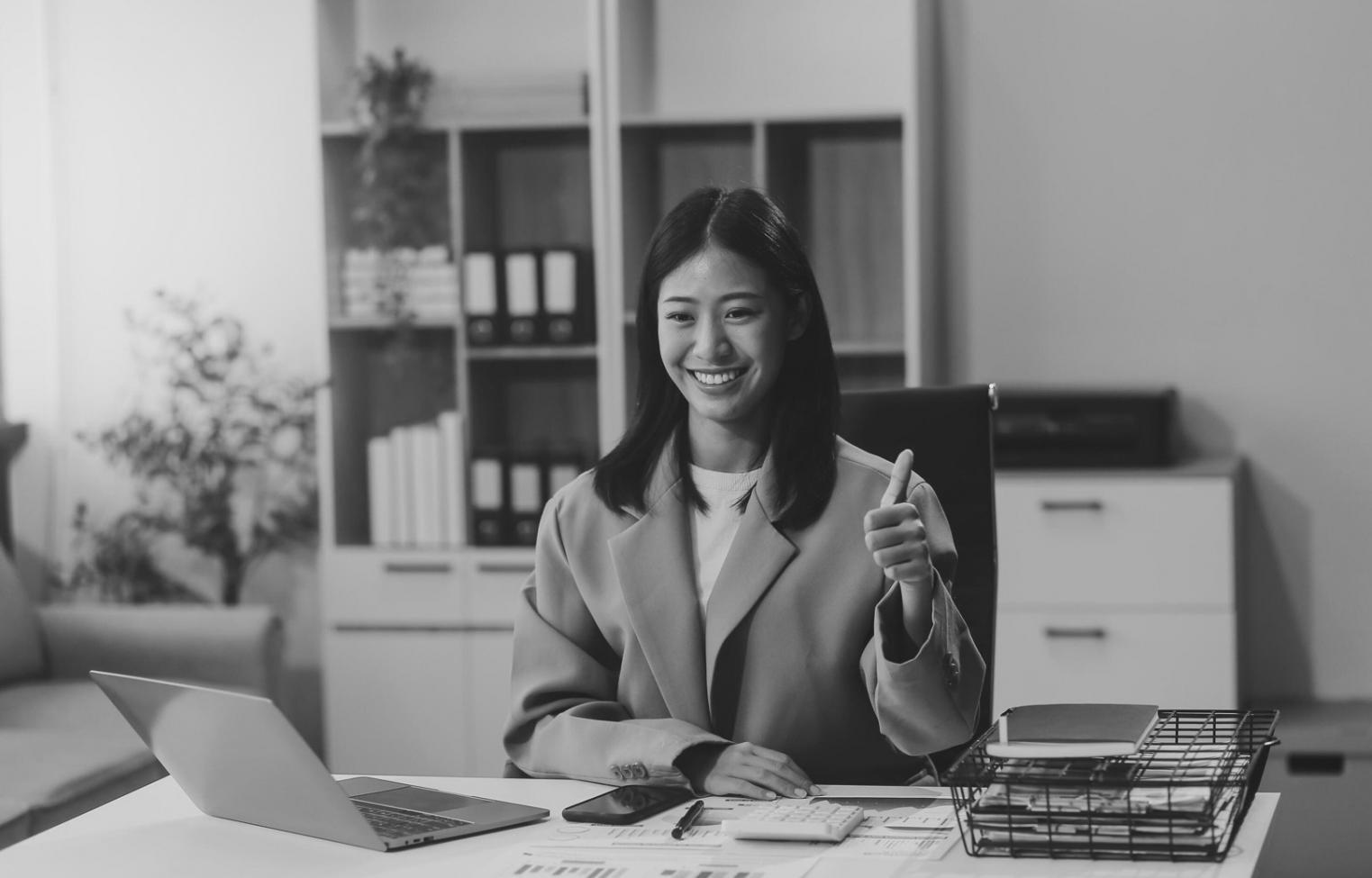 Студенты изучают финансовое планирование на практических занятиях